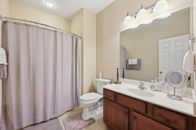 Building Photo - 4008 La Crema Dr