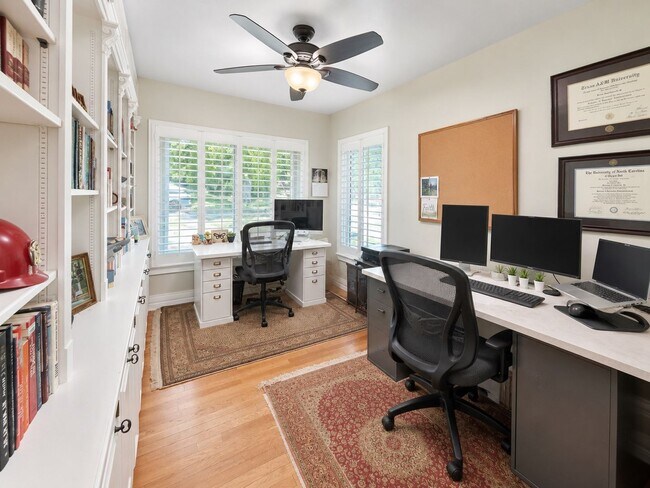 Building Photo - Luxury Terrell Hills Lease with 2025 Remodel, New Salt-Chlorinated Pool & Outdoor Living!  Beauti...