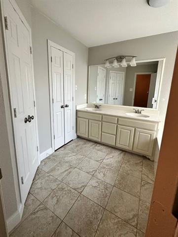 Building Photo - 6116 Silkcrest Trail