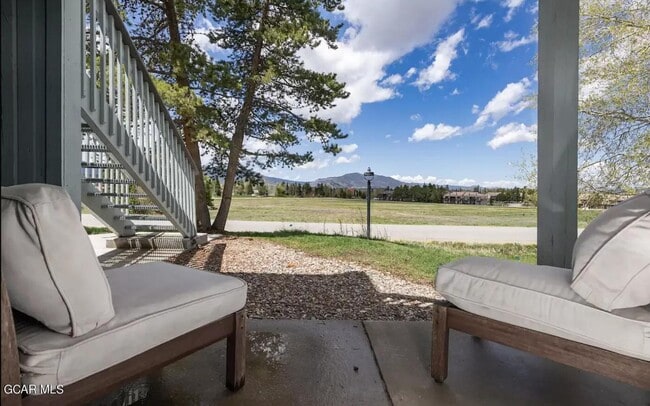 Building Photo - 76 Gcr Mile 22