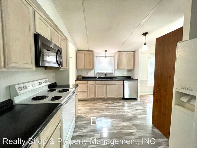 Building Photo - 3 br, 2 bath House - 109 Dogwood Lane