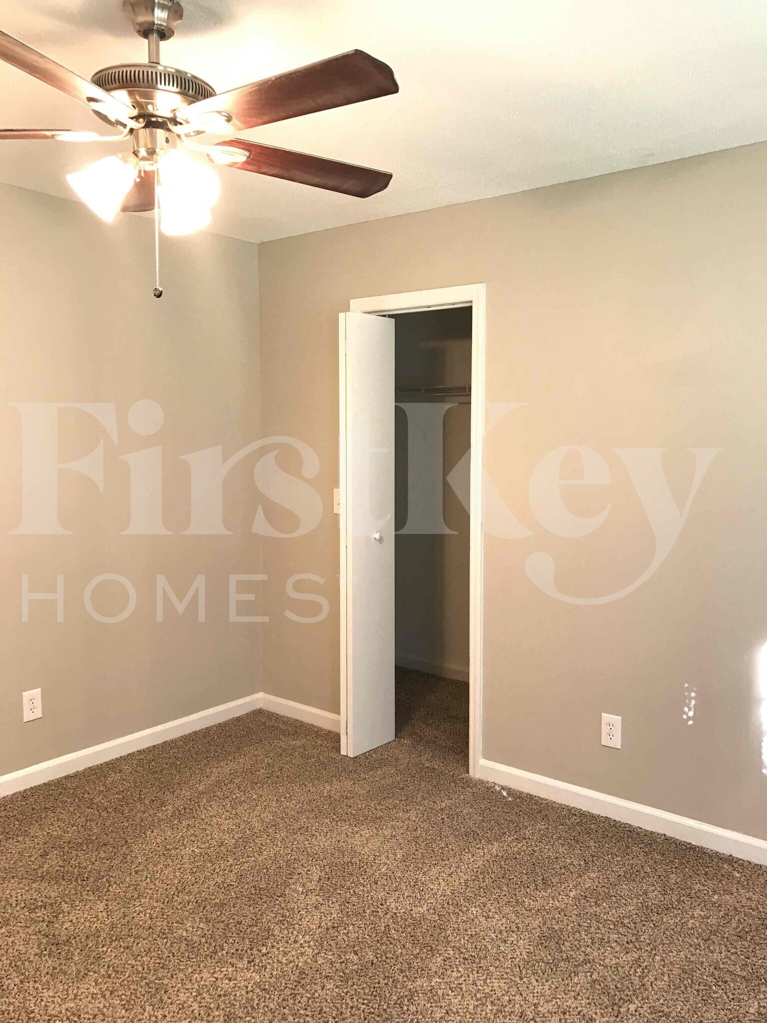 Building Photo - 141 Ponderosa Dr