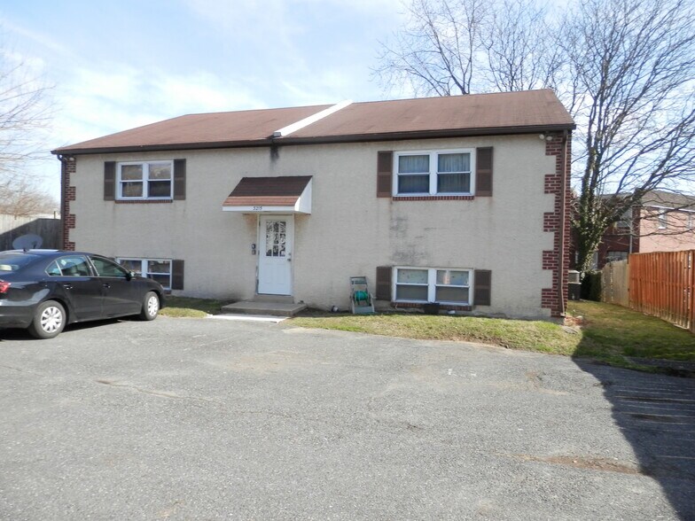 Building Photo - 3215 Tom Sweeney Dr