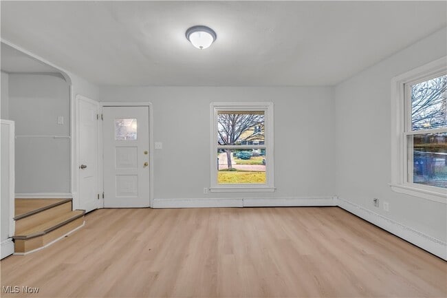 Building Photo - 3811 Highland Rd