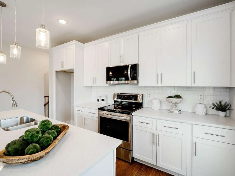 Building Photo - 192 Duke St