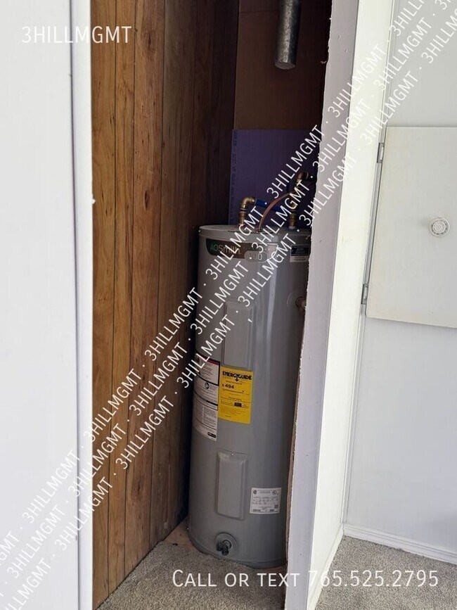 Building Photo - 22 W Kidds Mill Rd