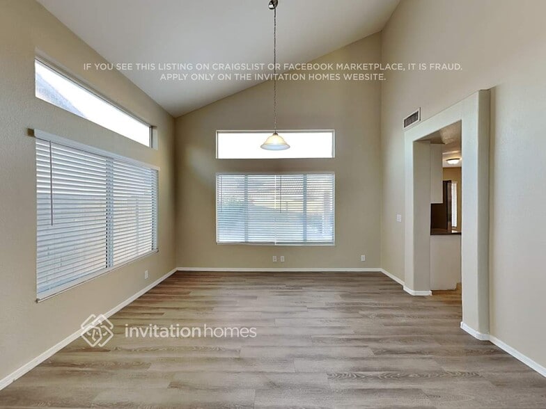 Building Photo - 7871 W Krall St