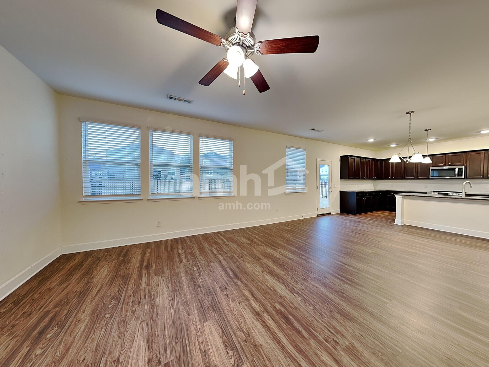 Building Photo - 5216 Lake Maxwell Dr