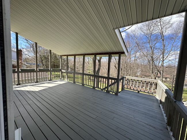 Building Photo - 138 New York Ave