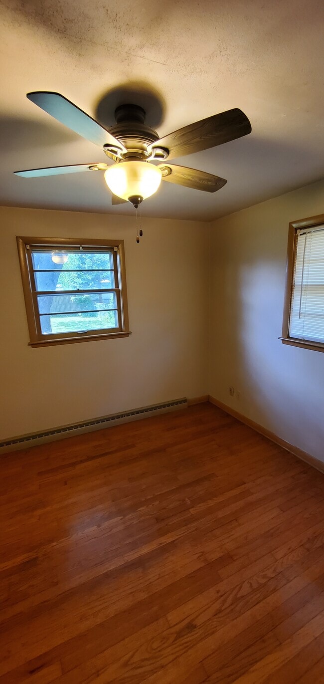 Building Photo - 1163 Higgins Ave