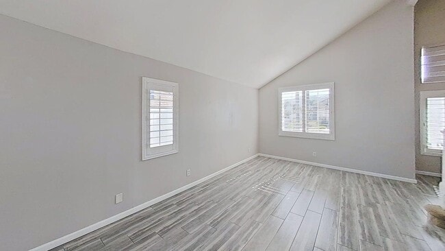 Building Photo - 15108 Ficus St