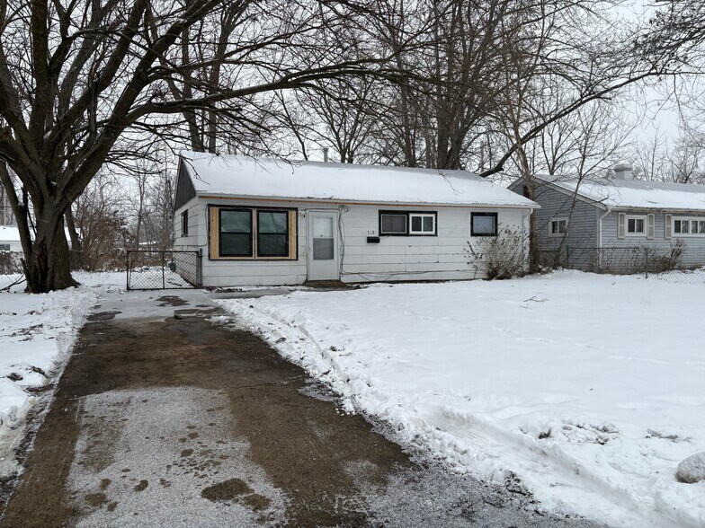 712 E. 49th Avenue - 712 E 49th Ave