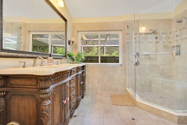 Building Photo - 3411 Windy Wood Dr
