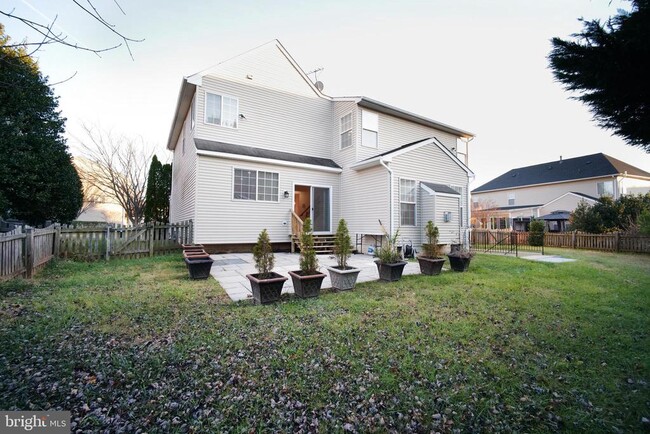 Building Photo - 20203 Hopi Dr