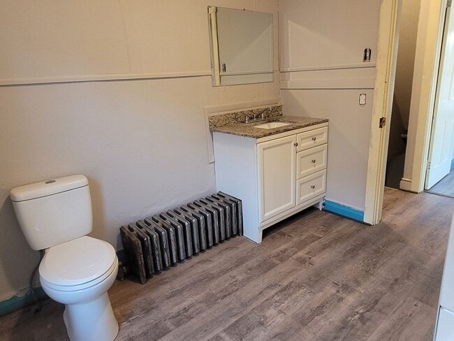 Building Photo - 55 N Church St