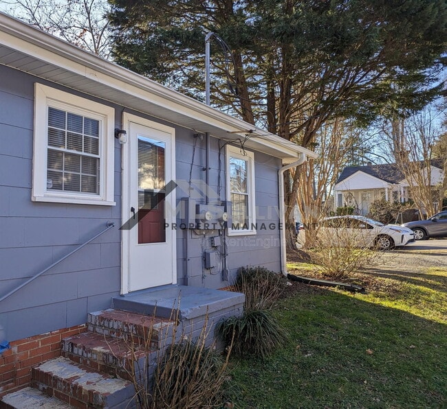 Building Photo - 2020 Englewood Ave