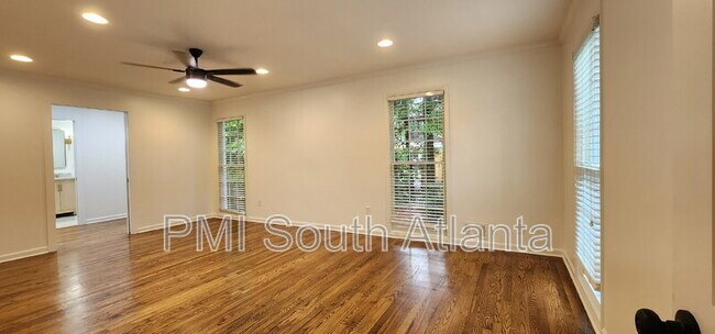 Building Photo - 40 Pheasant Dr SE