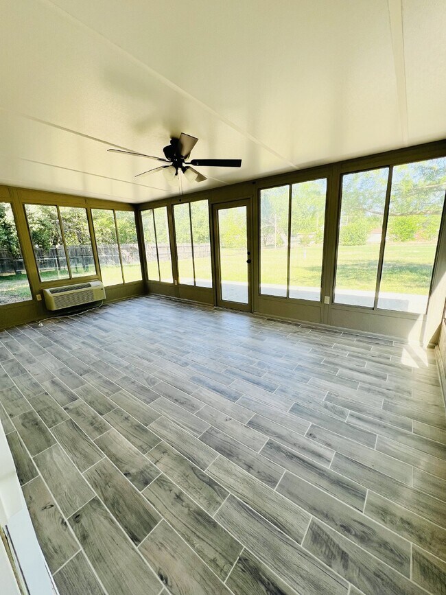 Building Photo - Beautiful 3 bedroom home in Chisolm School District!