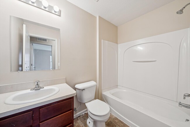 Building Photo - 29043 Cullen Dr
