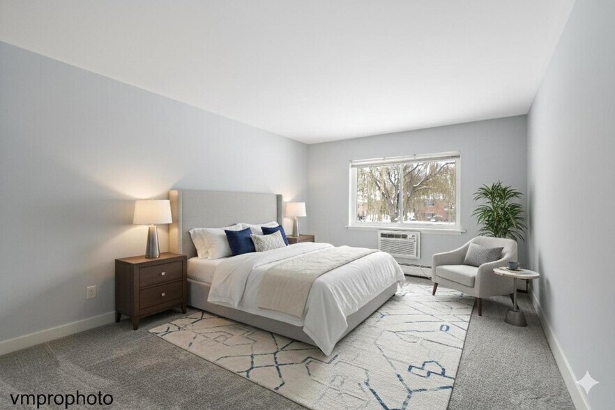 Building Photo - 707 Falcon Dr