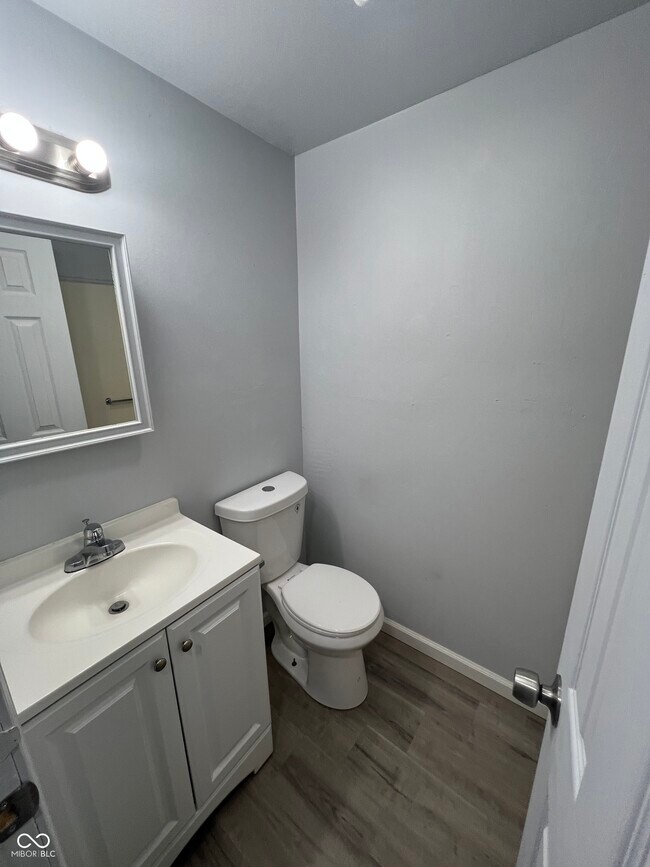 Building Photo - 2000 Indianapolis Rd