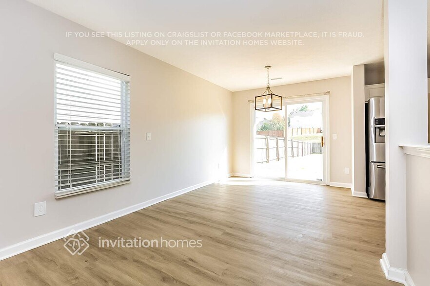 Building Photo - 2108 Freeman Ln