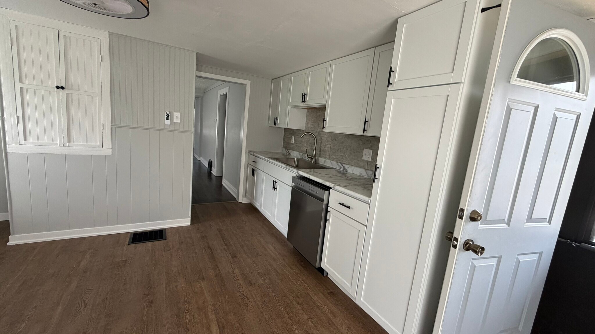 Building Photo - 4815 Lexington Blvd