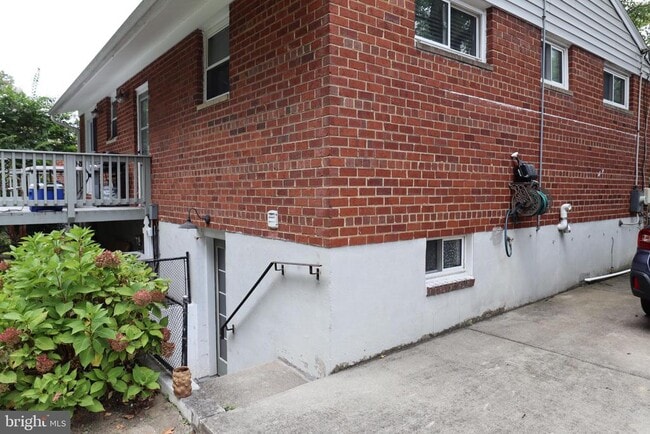 Building Photo - 11202 Troy Rd