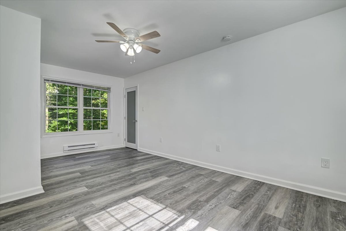 Building Photo - 198 White Pine Trl