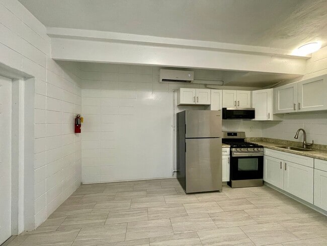 Interior Photo - The Blackwell Apartments | 1 Bedroom Apart...