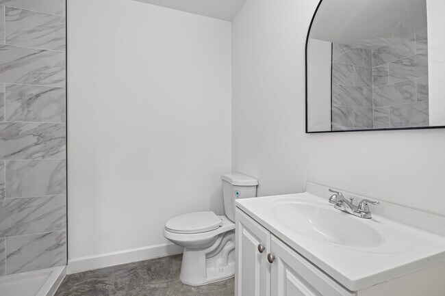 Building Photo - 1373-1375 COOPER ST