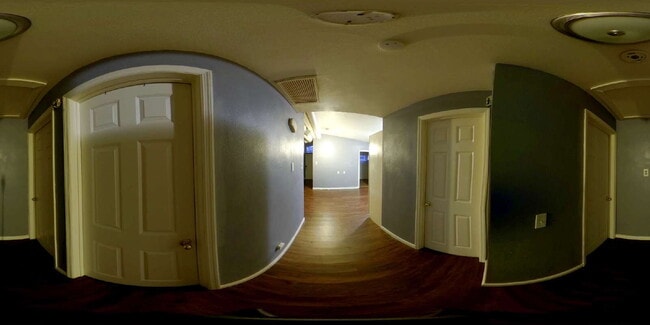 Building Photo - 8507 Fir Dr