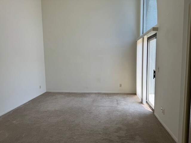 Building Photo - 123 S Roosevelt Ave