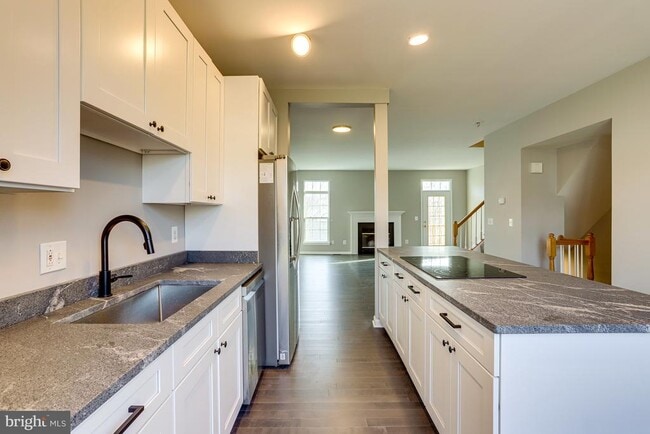 Building Photo - 20366 Hartwell St