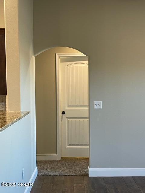 Building Photo - 2104 S Greystone Square