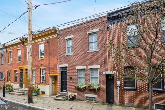 Primary Photo - 2222 Kater St