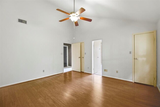 Building Photo - 3607 Cedar Gardens Dr