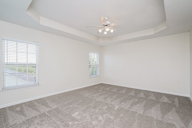 Building Photo - 5051 Preserve Blvd