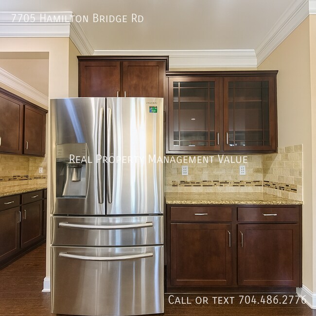 Building Photo - 7705 Hamilton Bridge Rd