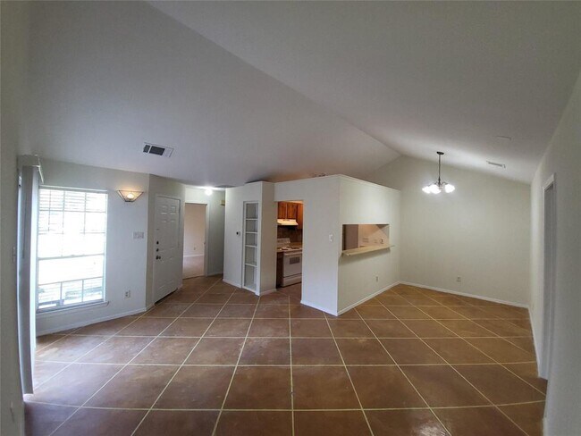 Building Photo - 9712 Eastwend Dr