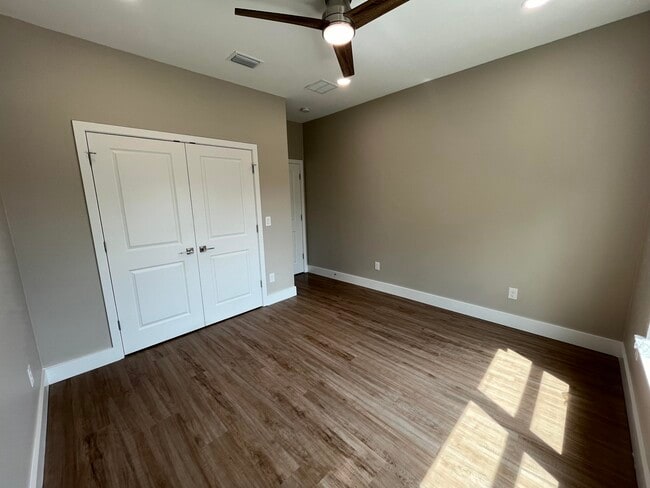 Building Photo - 2881 Leahs Ln