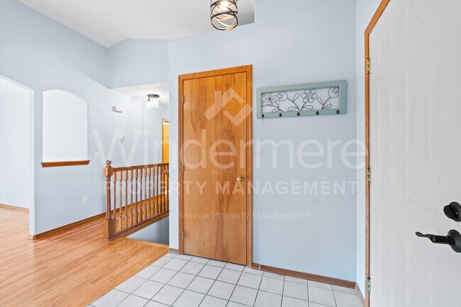 Building Photo - Beautiful 4-Bedroom Home In The South Hill With Solar Panels - Save On Utilities