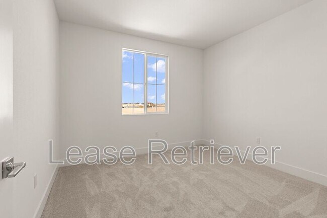 Building Photo - 4748 Concordia Ave