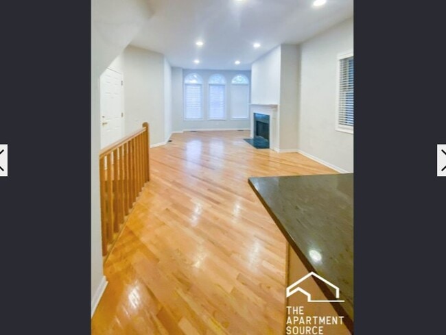 Building Photo - 2732 N Wayne Ave