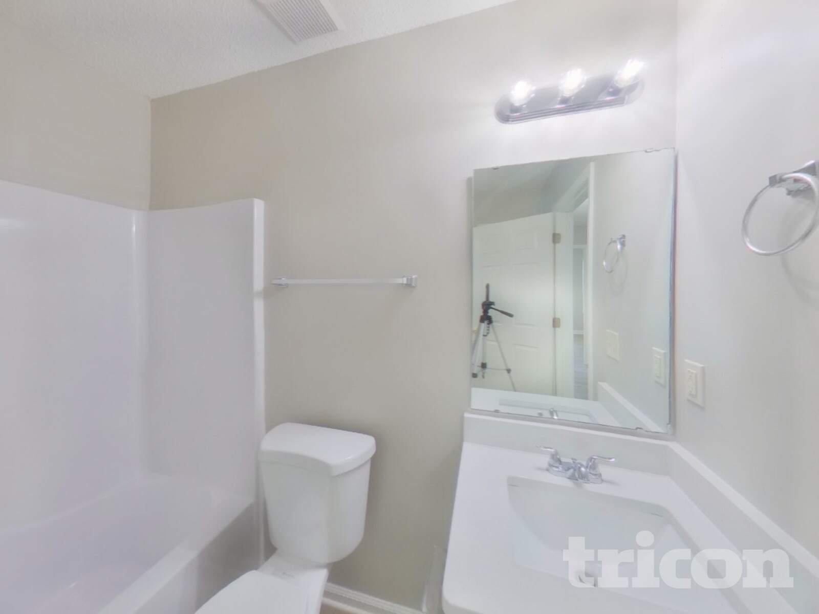 Building Photo - 105 Old Stone Rd