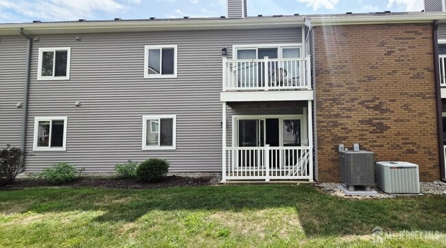 Building Photo - 8207 Tamarron Dr
