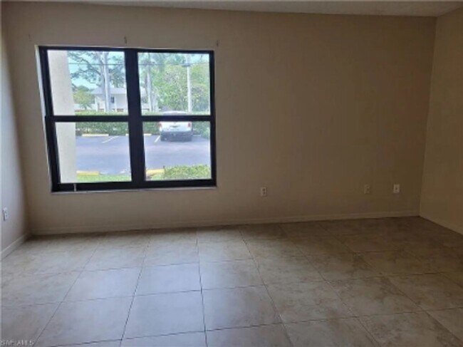 Building Photo - 12471 McGregor Blvd