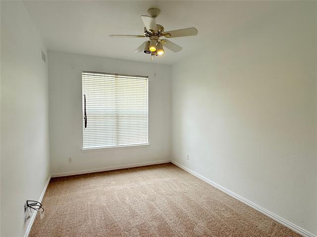 Building Photo - 1313 Baythorne Dr