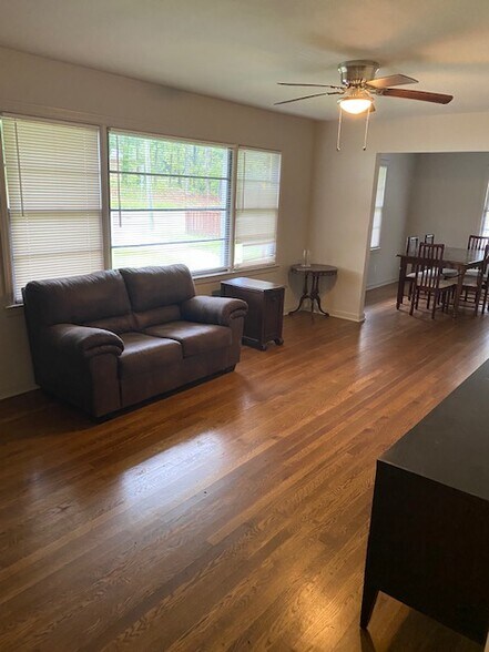 Living Room - 2147 Perkerson Rd SW