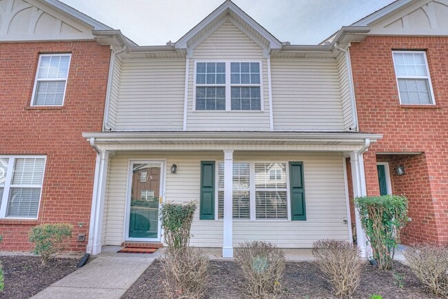 Building Photo - 415 Arapaho Dr